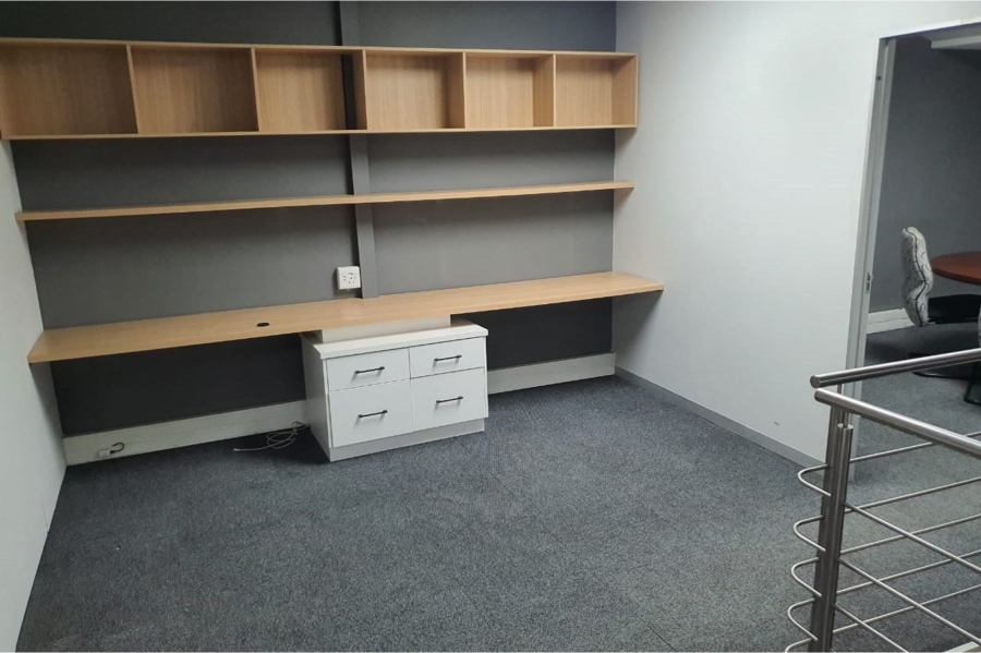 To Let commercial Property for Rent in Newton Park Eastern Cape